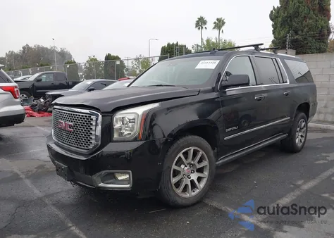 2017 GMC Yukon Xl Denali z USA, uszkodzony, nr VIN 1GKS2HKJ2HR223398